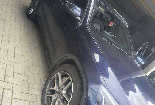 Mercedes-Benz 4Matic 9G-TRONIC AMG Line
