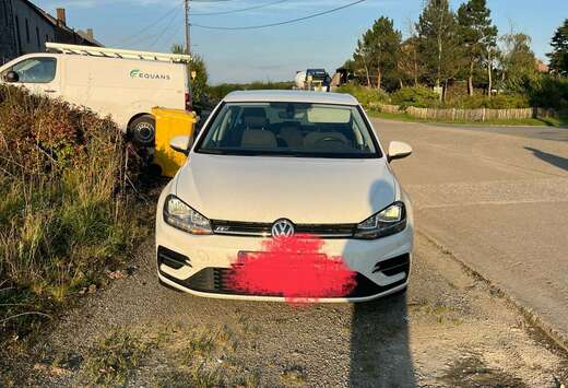 Volkswagen Golf 1.0 TSI M6F R-Line