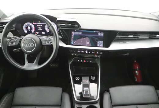 Audi Sportback 30 TFSI S-Tronic Business Ed. Platinum ...