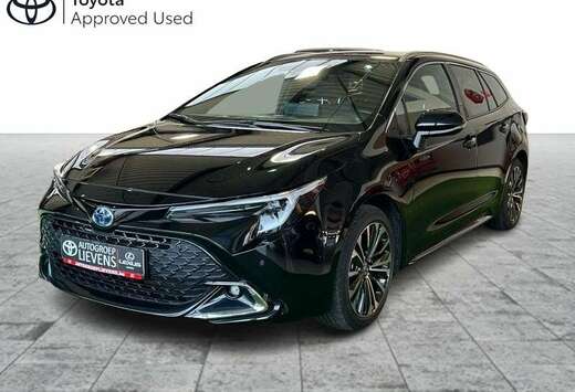 Toyota 2.0 Hyb Style + Tech pack