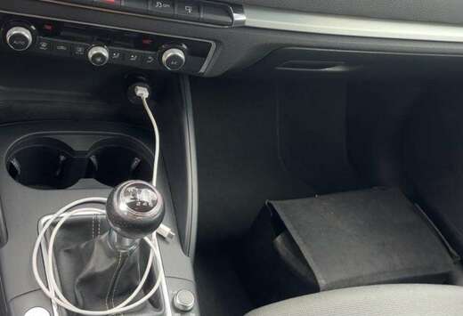 Audi Sportback 1.6 TDi Ambition S line Start/Stop DPF