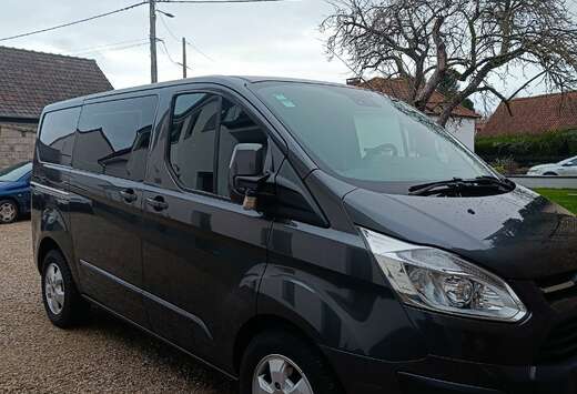 Ford Transit custom court