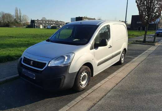 Peugeot 1.6 BlueHDi L1 STD Light Premium
