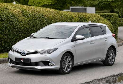 Toyota Auris HEV 1.8i HSD Premium CVT