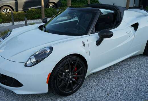 Alfa Romeo 4C SPIDER ~ COLLECTORS ITEM ~ TOP CONDITIO ...