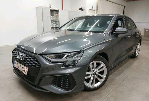 Audi A3*S*LINE*XENON/CARPASS*CARPLAY