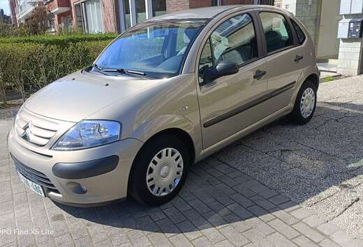Citroen 1.1i 23000km avec carnet d\'entretien complet