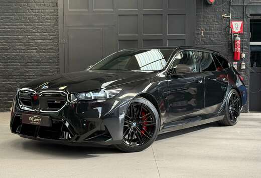 BMW M5 Touring PHEV 4.4 AS (535 kW)