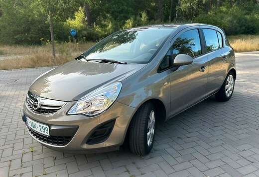 Opel Corsa 1.4 16V Active