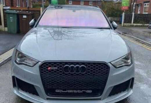 Audi RS3 Sportback 2.5 TFSI Quattro S tronic