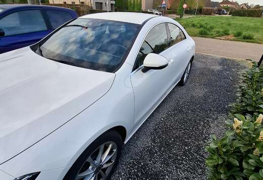 Mercedes-Benz CLA 180