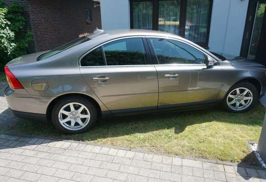 Volvo S80 2.0i 16v Mometum