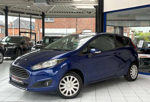 Ford Fiesta 1.0i *TITANIUM * CLIM * CARNET * 1ER PROP ...