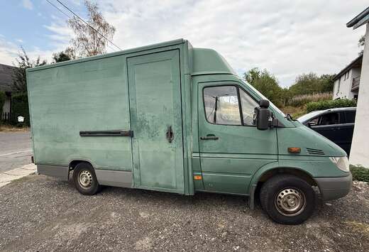 Mercedes-Benz 2.3 DB