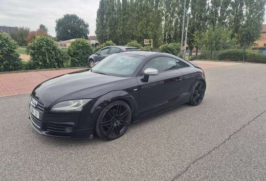 Audi TT Coupé 2.0 TFSI S line