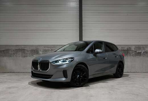 BMW  M 19’  APPLE CARPLAY  BLACK PACK  LED