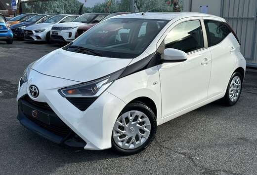 Toyota Aygo 1.0i VVT-i / CARPLAY / CAMERA / CLIM