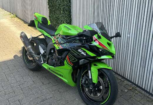 Kawasaki Ninja ZX-6R KRT 2024 | 9.700 km | Akrapov