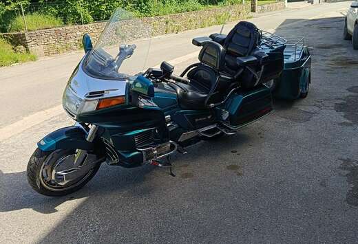 Honda série spéciale 20 ans de Goldwing