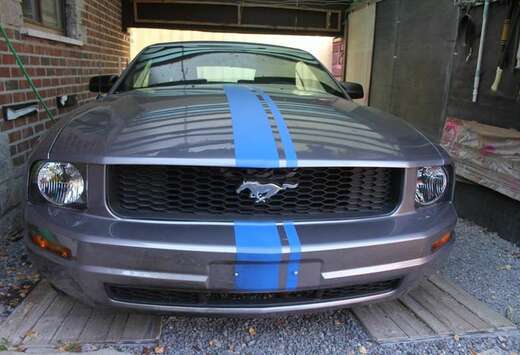 Ford convertible V4