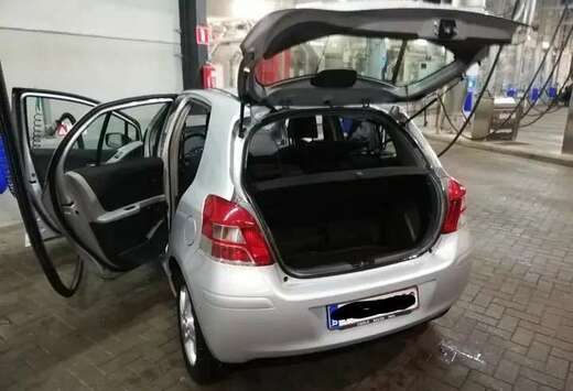 Toyota Yaris 1.4 D-4D London DPF