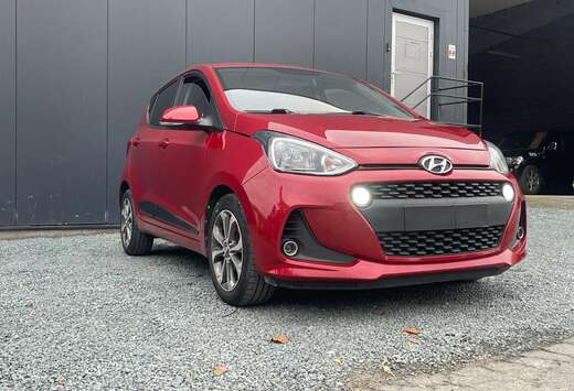 Hyundai i10 1.0i Sky