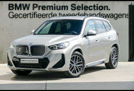 BMW eDrive20 M Sport  PANO  DRIVE+  PARK+