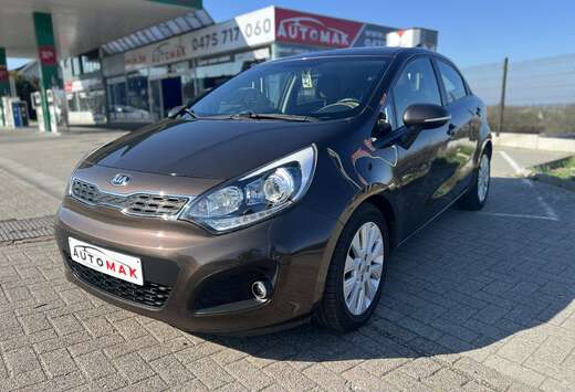 Kia Rio 1.4i Sense