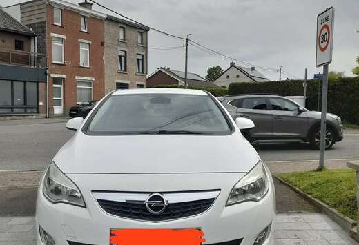 Opel 1.6i Essentia