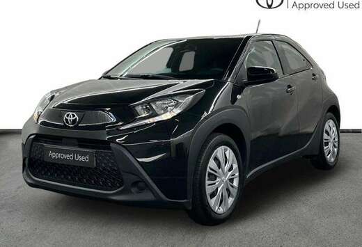 Toyota AT Play | carplay | camera
