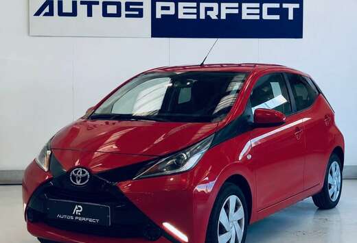 Toyota 1.0i *55.200KM* CAMERA BLUETOOTH CLIM NAVI