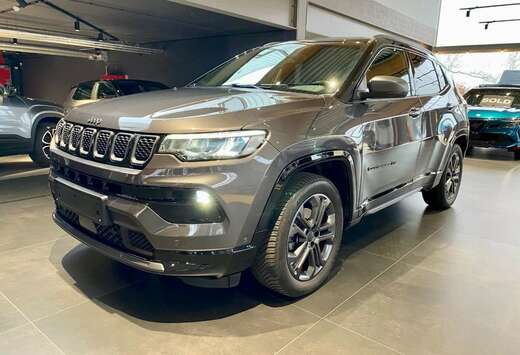 Jeep 80 th Anniversary