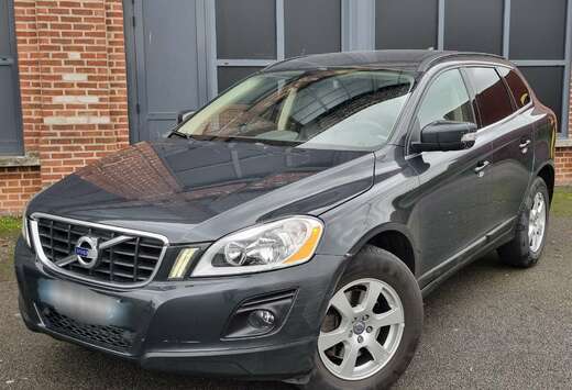 Volvo 2.4D AWD Momentum Geartronic A