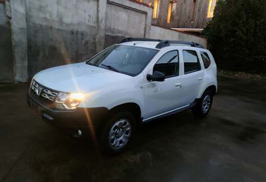 Dacia Duster TCe 125 4x2 Laureate