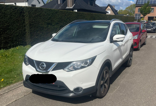 Nissan Qashqai 1.2 DIG-T 2WD Tekna