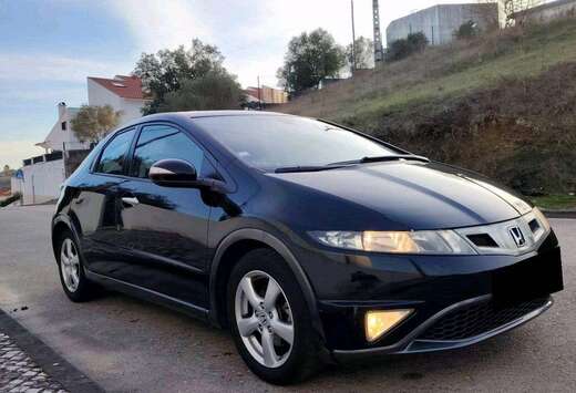 Honda Civic 1.4i Sport