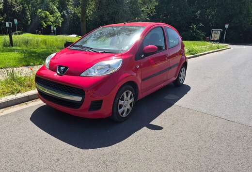 Peugeot 107 1.0i Urban Move