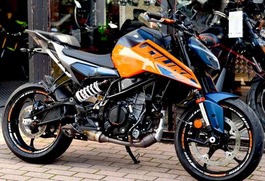 ***MOTO VERTE***