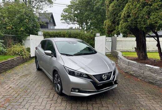 Nissan Leaf 40 kWh Acenta
