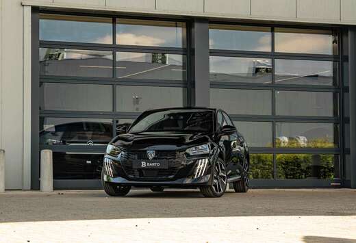 Peugeot GT  MHEV 100 PK AT  Camera  Keyless  Parkee.. ...