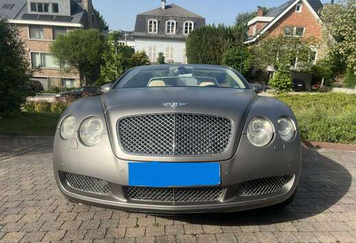 Bentley Continental GTC 6.0 BiTurbo W12