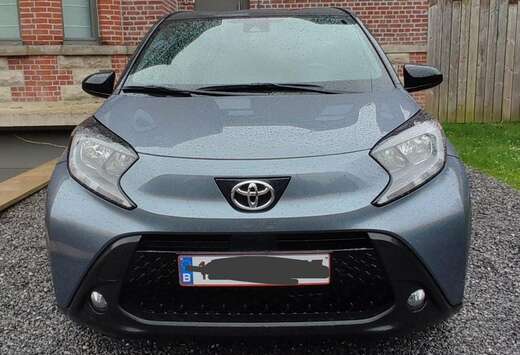 Toyota 1.0 CVT pulse LHD