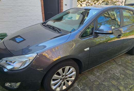 Opel Astra 1.4i Enjoy