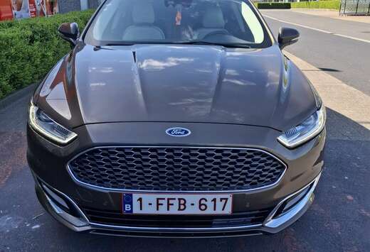 Ford Vignale 2.0 HEV