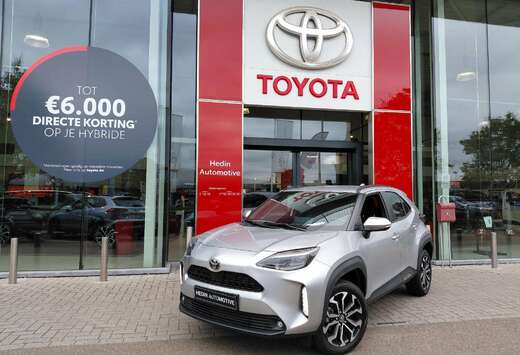 Toyota 1.5 VVT-ie Hybrid Dynamic Plus 1.5 VVT-ie Hybr ...