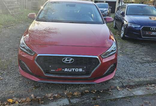 Hyundai Fastback 1.6 CRDi Shine