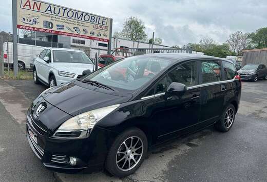 Peugeot 5008 1.6i Premium