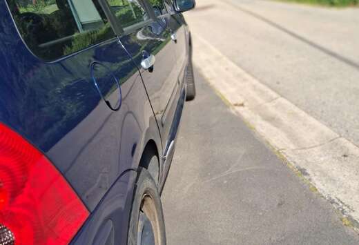 Peugeot 1.6i 16v Pack