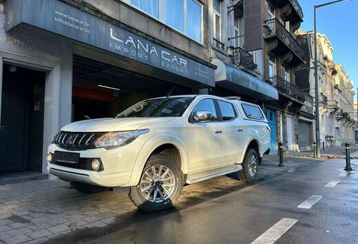 Mitsubishi 2.4 DI-D 4WD Blackline (EU6)