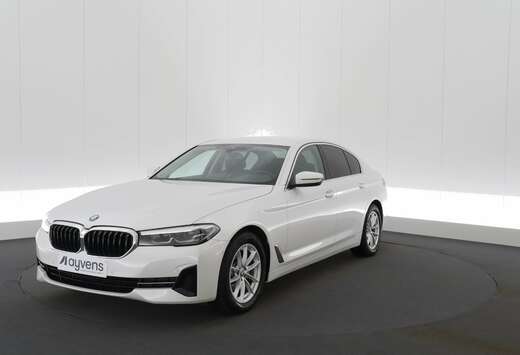 BMW 5 520iA MHEV Business LEDER/CUIR LED GPS PDC CAM  ...
